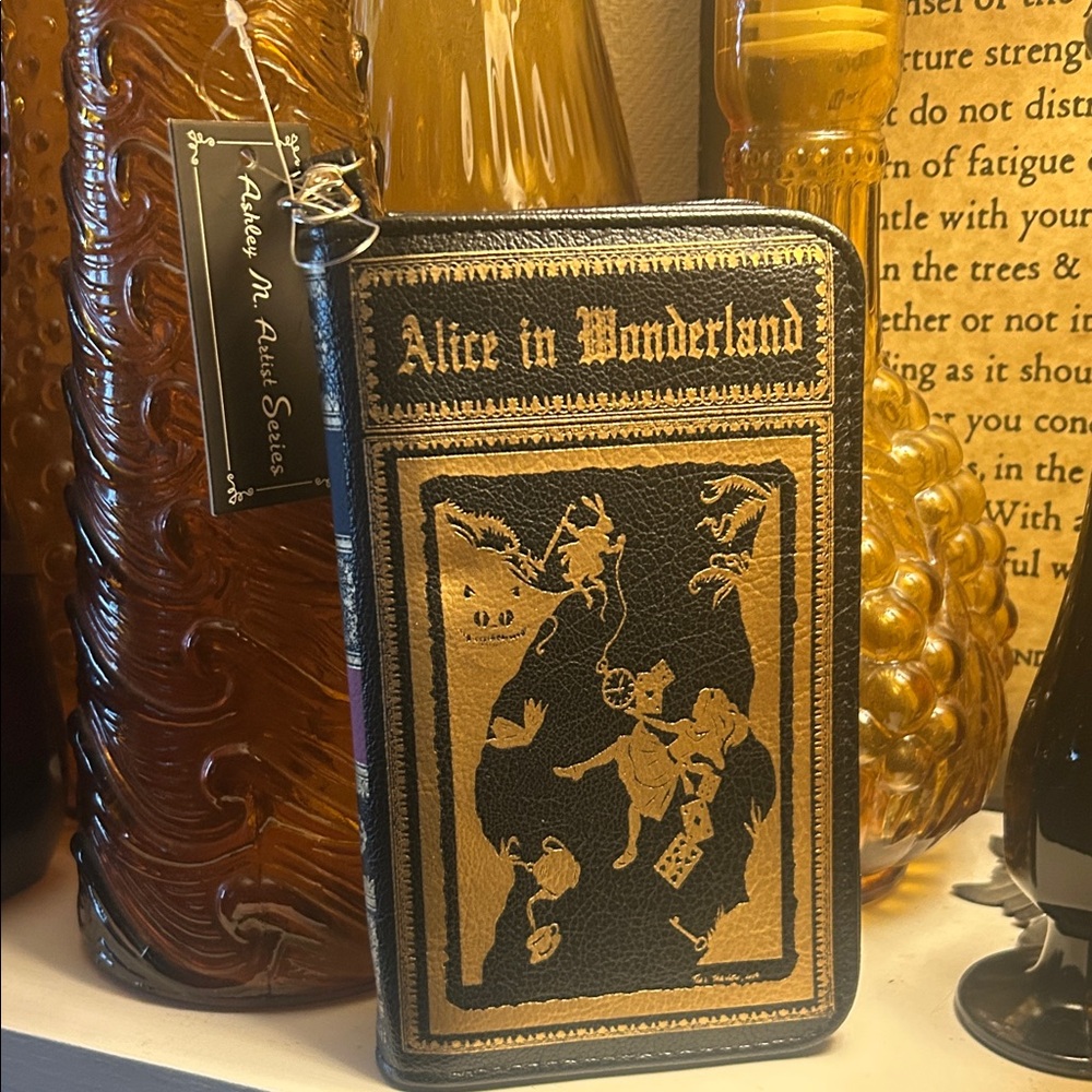 Alice in Wonderland Black and Gold Wallet